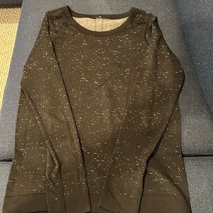 Lululemon black speckled long sleeve